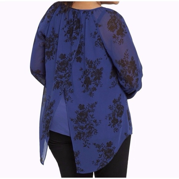 Torrid Blue Black Floral Chiffon Tulip Back Top Size 1X - Picture 1 of 10